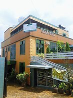 HOTEL DE SILVER BOTIQUE KiGALi