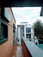 HOTEL DE SILVER BOTIQUE KiGALi