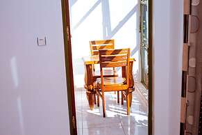 HOTEL DE SILVER BOTIQUE KiGALi