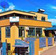 HOTEL DE SILVER BOTIQUE KiGALi