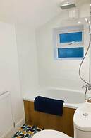 Stanley Road - Modern Flat in Oxford