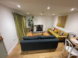 Stanley Road - Modern Flat in Oxford