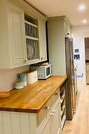 Stanley Road - Modern Flat in Oxford