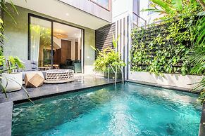 Berawa Cube Villa - 2 Bedrooms