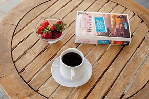 Diamantis studios apartments