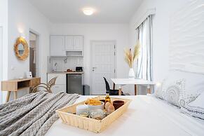 Diamantis studios apartments