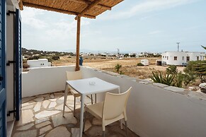 Diamantis studios apartments