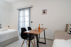 Diamantis studios apartments