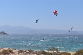 Diamantis studios apartments