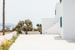 Diamantis studios apartments