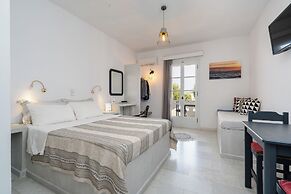 Diamantis studios apartments