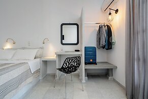 Diamantis studios apartments