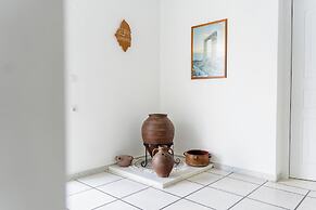 Diamantis studios apartments