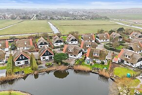 Scenic Waterside Retreat