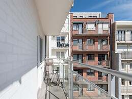 Lateral sea View Apartment in Ostend