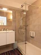 Lateral sea View Apartment in Ostend