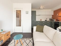 Lateral sea View Apartment in Ostend