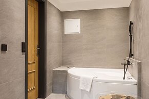 Apartment on the Foot of Ski-slope