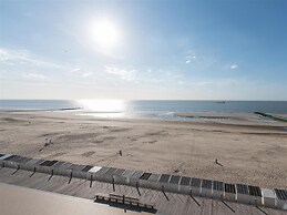 Modern Apartment on sea Wall in Ostend