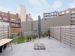 Apartment With Large Terrace in Mariakerke