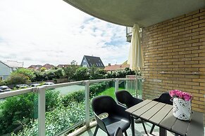 Idyllic Coastal Base w/ Garden