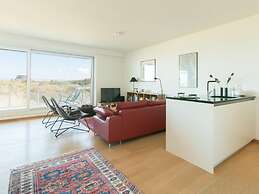 Apartment With Side sea View in Raversijde