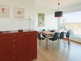 Apartment With Side sea View in Raversijde