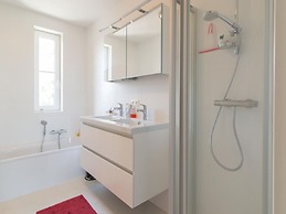 Apartment With Side sea View in Raversijde