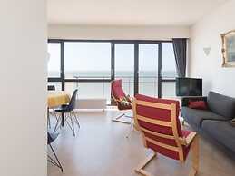 Apartment in Ostend With sea Views