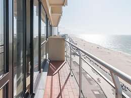 Apartment in Ostend With sea Views