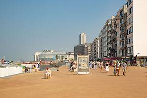 Apartment in Ostend by the Beach
