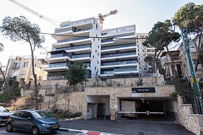 PORT CITY HAIFA-3 Bdrms BAY VIEW Luxury