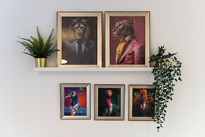 Camden Drive City Apartment