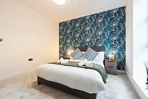 Camden Drive City Apartment