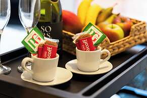 Camden Drive City Apartment