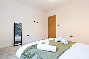 Camden Drive City Apartment