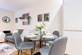 Camden Drive City Apartment