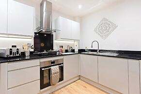 Camden Drive City Apartment