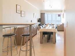 Apartment With Harbour Chanel View