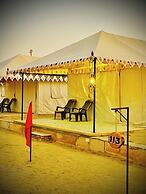 Star view desert camp