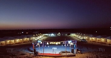 Star view desert camp