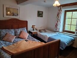 Gite Les Chavautes Rustic Style