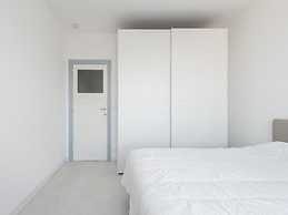 Family Apartment in Ostend Near the sea