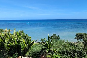 Oceanview 1-bed Apt w/ Pool, Bar & Beach Access
