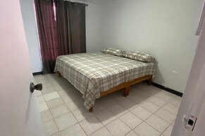 Oceanview 1-bed Apt w/ Pool, Bar & Beach Access
