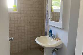 Oceanview 1-bed Apt w/ Pool, Bar & Beach Access