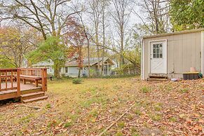 Walk Downtown: Takoma Park Escape w/ Large Yard!