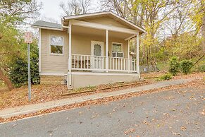 Walk Downtown: Takoma Park Escape w/ Large Yard!
