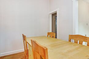 Walk Downtown: Takoma Park Escape w/ Large Yard!