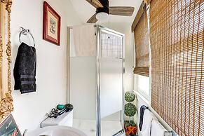 < 10 Mi to Hersheypark: Duplex w/ Fire Pit + Grill